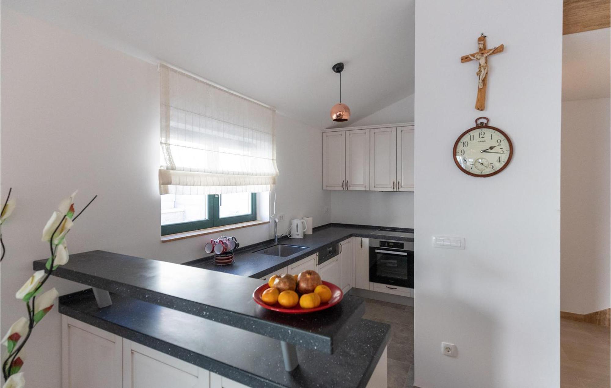 Lovely Home In Klek With House A Panoramic View מראה חיצוני תמונה