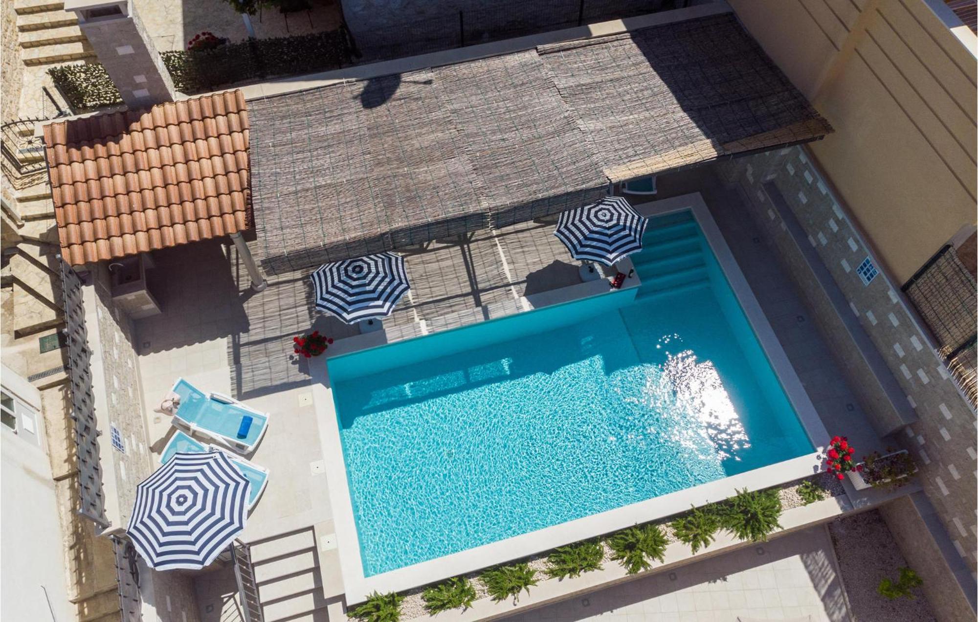 Lovely Home In Klek With House A Panoramic View מראה חיצוני תמונה