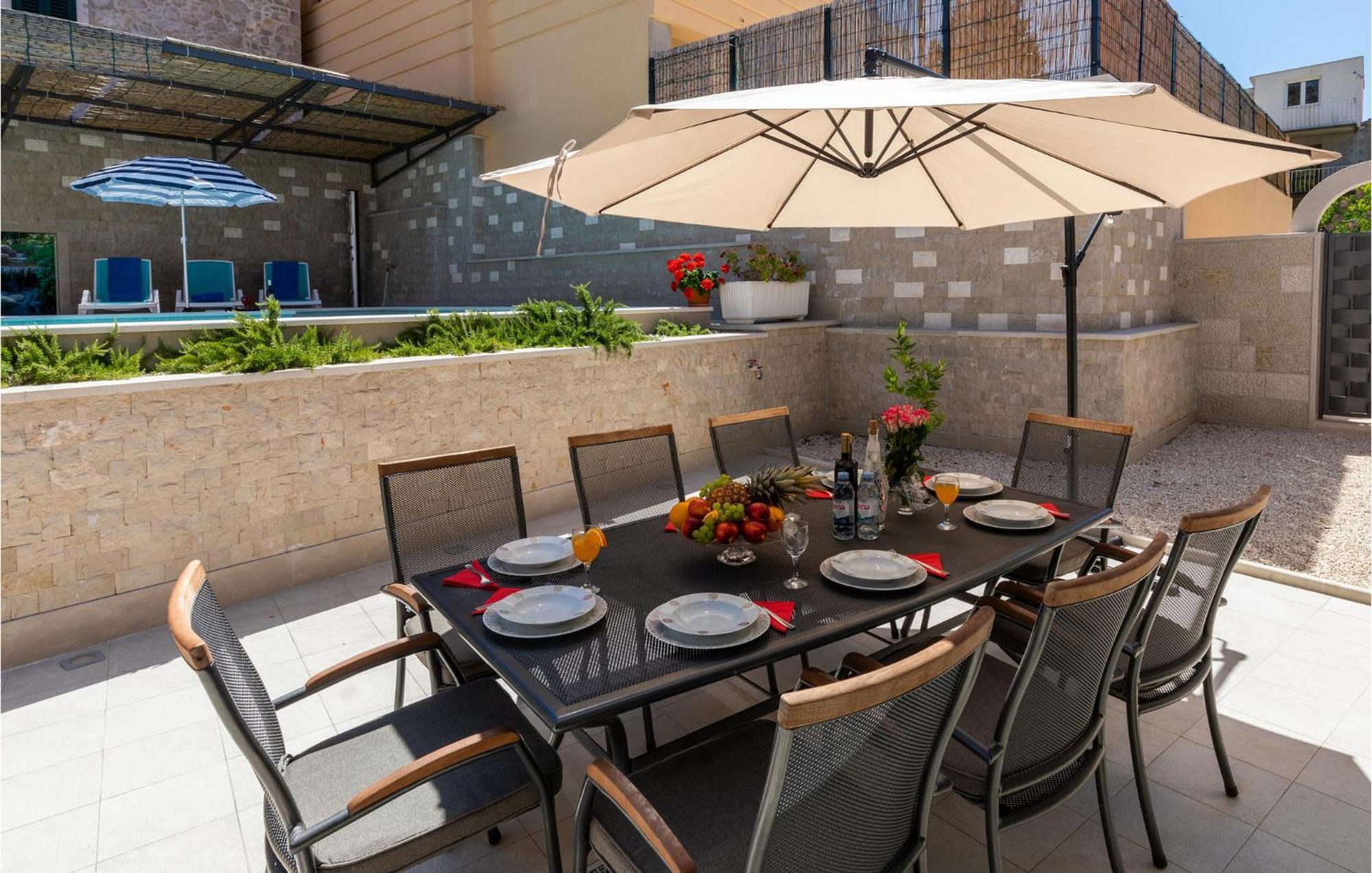 Lovely Home In Klek With House A Panoramic View מראה חיצוני תמונה